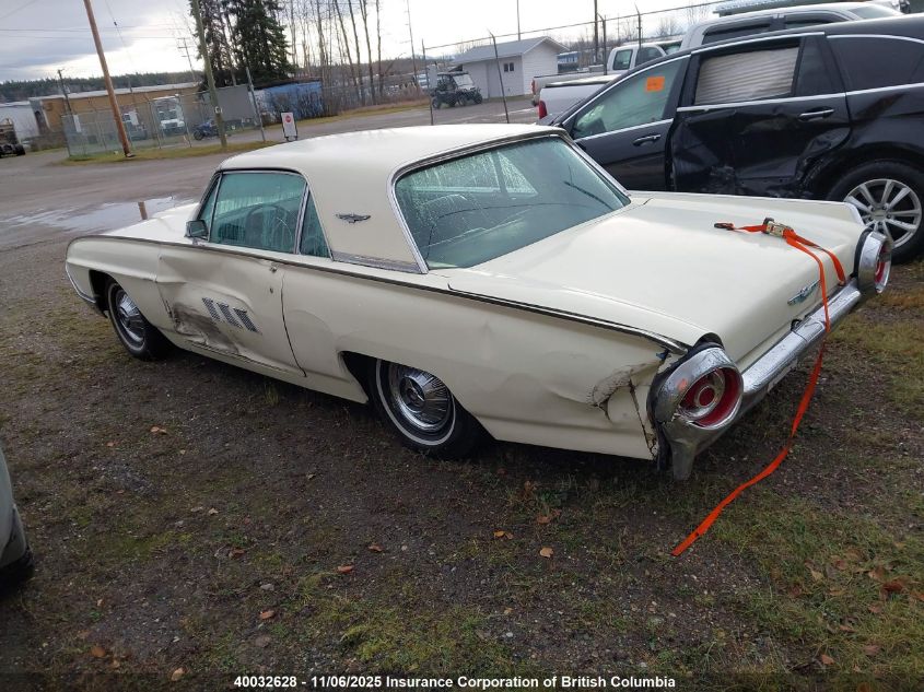 3Y83Z136613 1963 FORD THUNDERBIRD photo no. 3