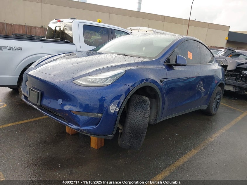 5YJYGDEE7MF184273 2021 TESLA MODEL Y photo no. 2