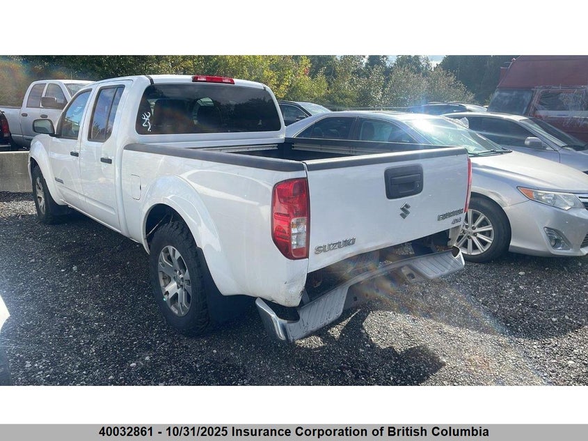 5Z6AD09W09C415235 2009 SUZUKI EQUATOR photo no. 3