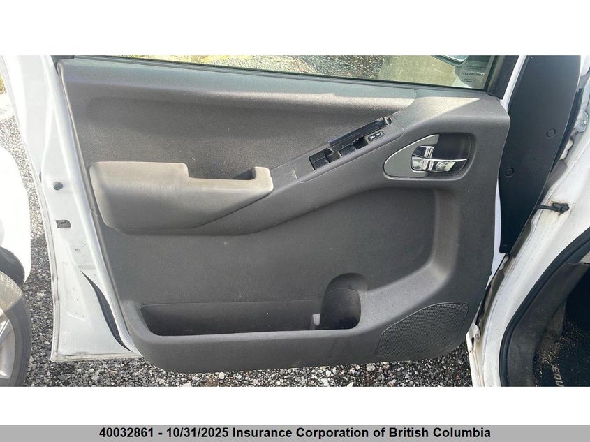 5Z6AD09W09C415235 2009 SUZUKI EQUATOR photo no. 8