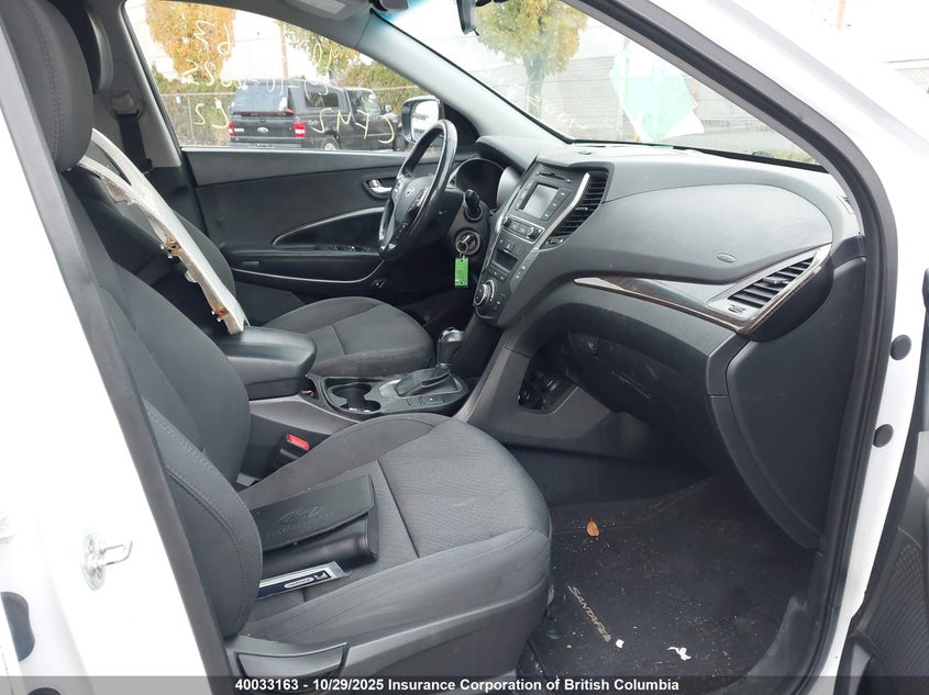 5XYZUDLB9HG401648 2017 HYUNDAI SANTA FE photo no. 5