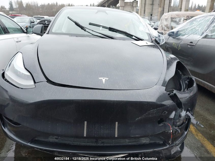 2024 Tesla Model Y VIN: 7SAYGDEE3RF016169 Lot: 40032184