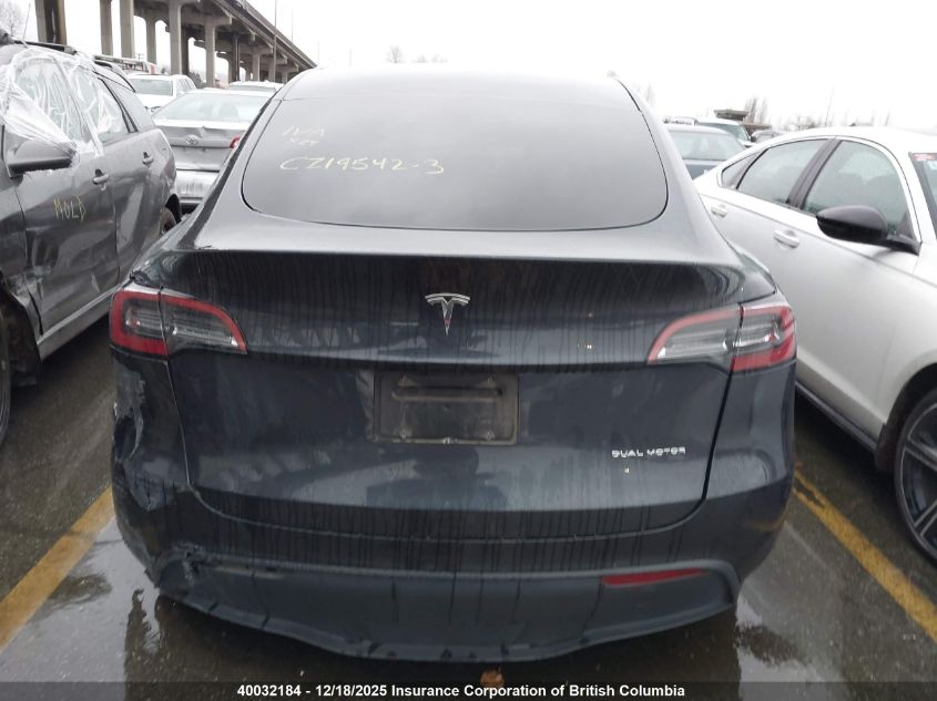 2024 Tesla Model Y VIN: 7SAYGDEE3RF016169 Lot: 40032184
