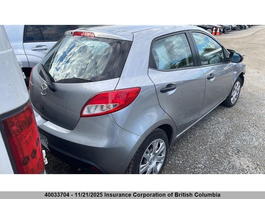 JM1DE1KY3E0182120 2014 MAZDA 2 photo no. 3