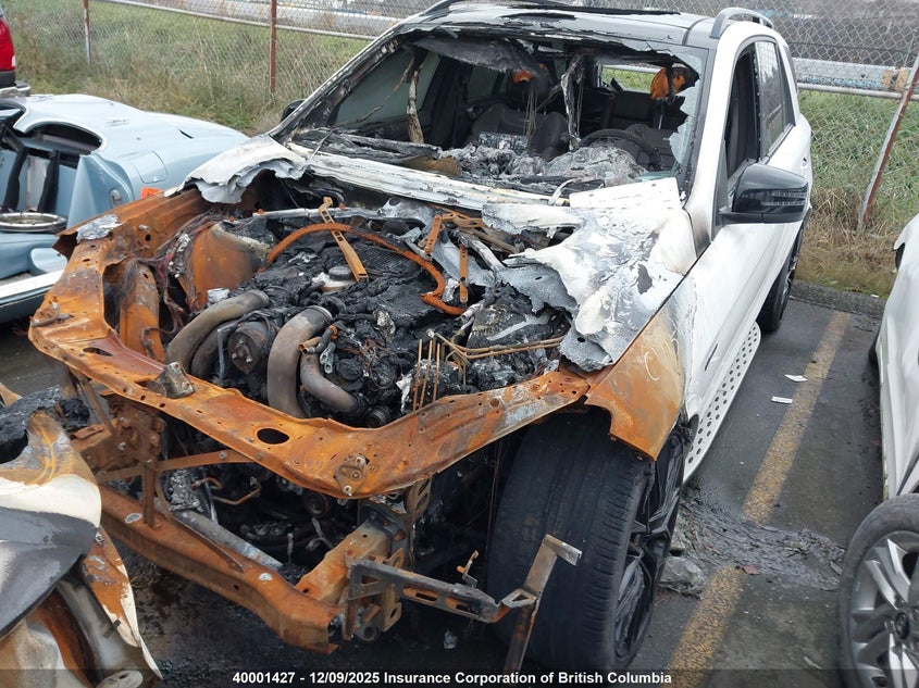 4JGDA7FB8HA825124 2017 MERCEDES-BENZ GLE photo no. 2