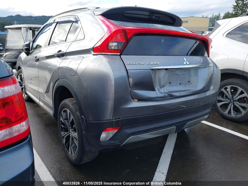JA4AT4AA5LZ607645 2020 MITSUBISHI ECLIPSE CROSS photo no. 3
