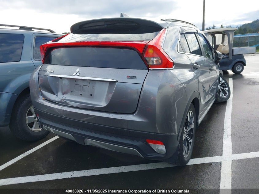 JA4AT4AA5LZ607645 2020 MITSUBISHI ECLIPSE CROSS photo no. 4