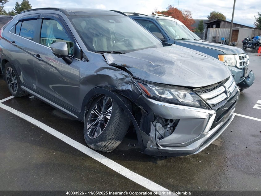 JA4AT4AA5LZ607645 2020 MITSUBISHI ECLIPSE CROSS photo no. 6