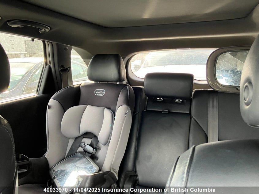 5XYPKDA13JG361239 2018 KIA SORENTO photo no. 13