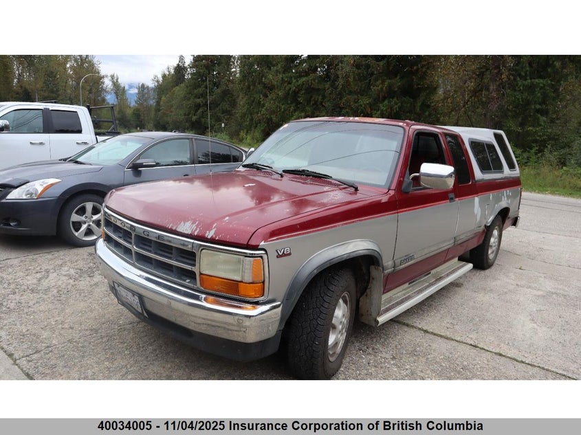 1B7GL23Y2RS539921 1994 DODGE DAKOTA photo no. 2