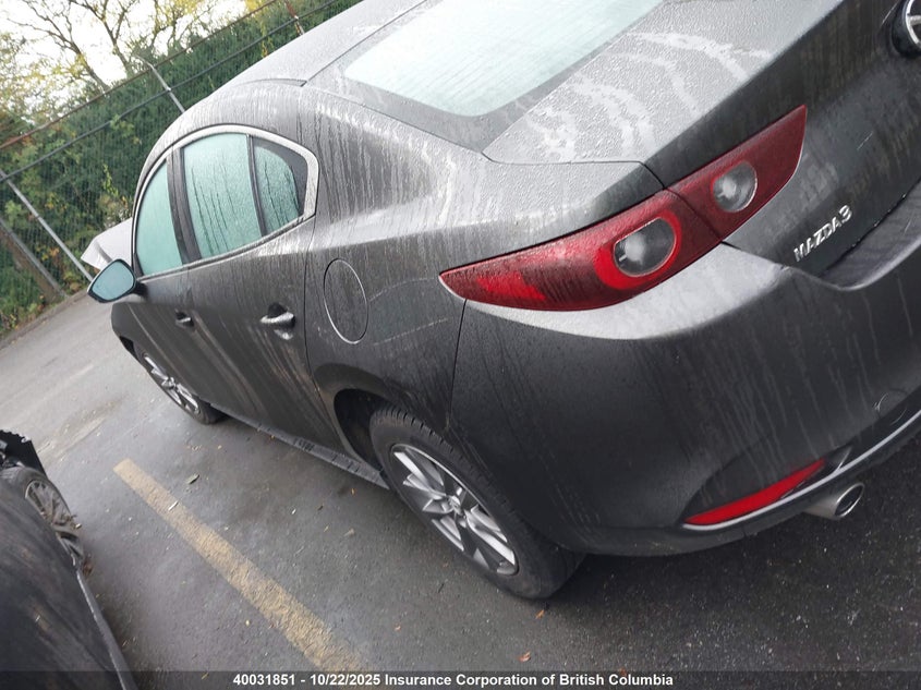 2022 Mazda 3 Preferred VIN: JM1BPACL6N1500682 Lot: 40031851