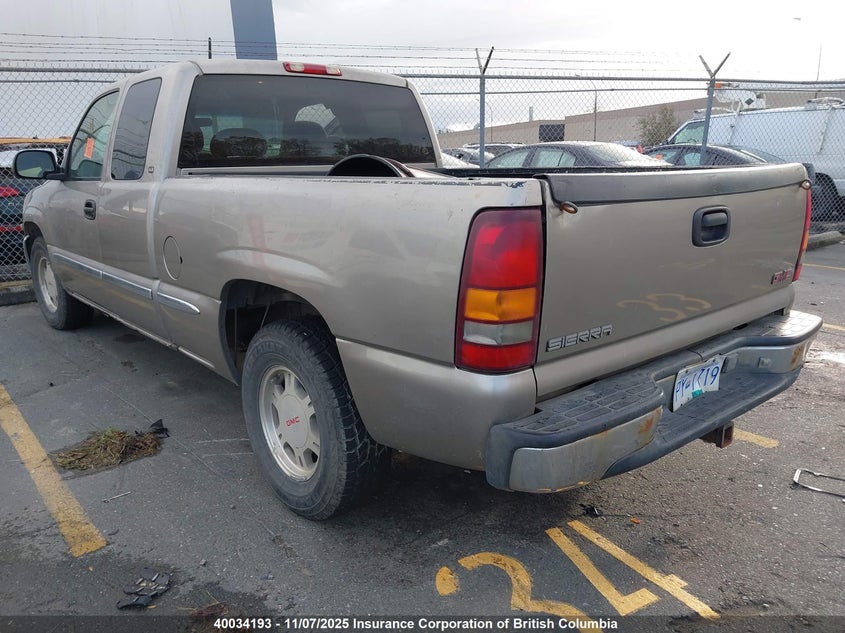 1GTEC19T9YZ163558 2000 GMC  photo no. 3