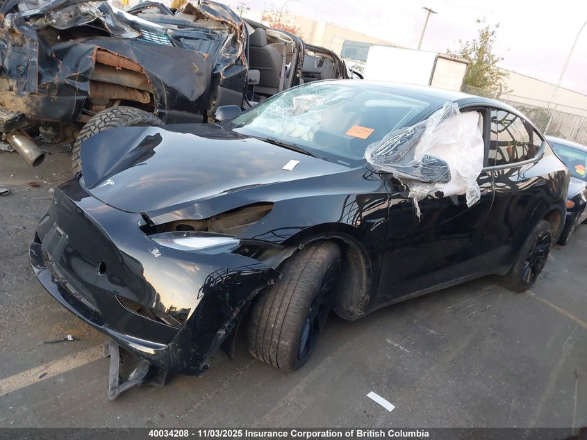 7SAYGDEDXRF992666 2024 TESLA MODEL Y photo no. 2