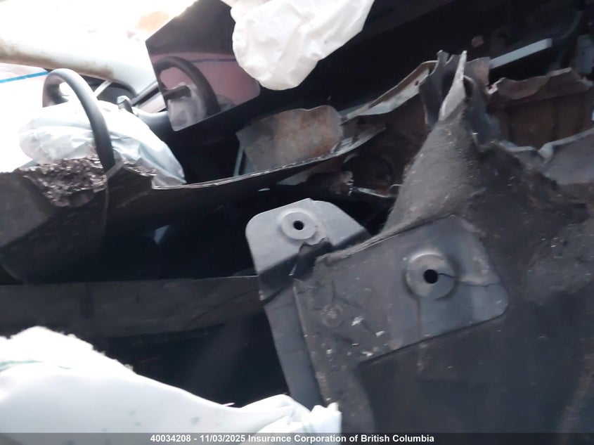 7SAYGDEDXRF992666 2024 TESLA MODEL Y photo no. 5