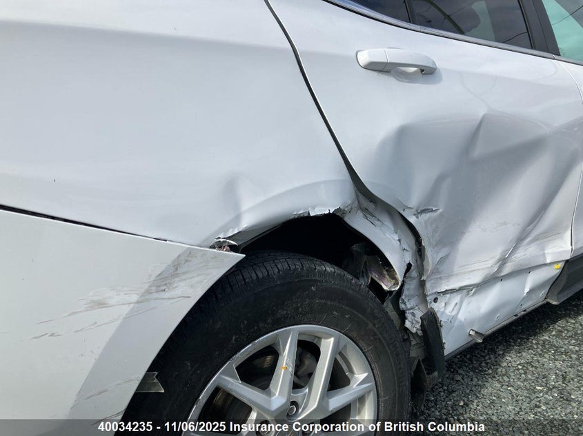 2022 Chevrolet Equinox Lt VIN: 3GNAXUEV6NL279192 Lot: 40034235