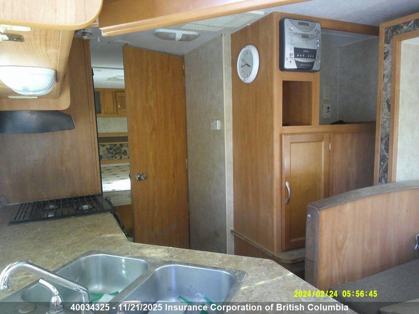 47CTS5N226L116031 2006   photo no. 12