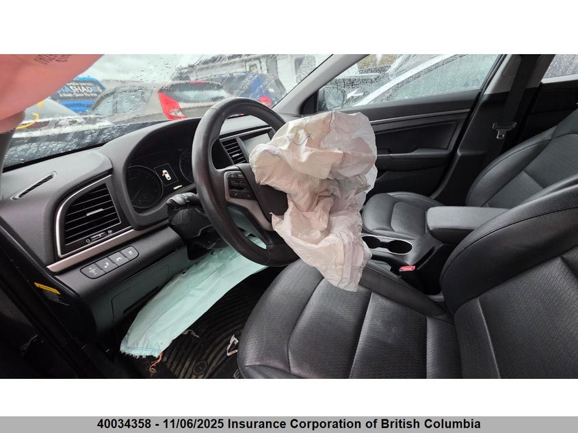 2018 Hyundai Elantra Sel/Value/Limited VIN: KMHD84LF5JU605056 Lot: 40034358