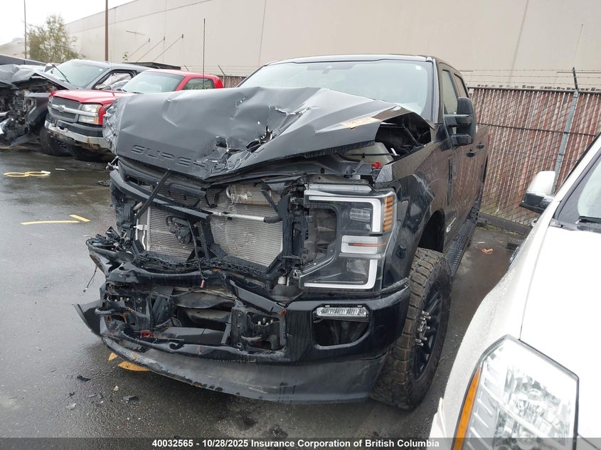 1FT8W3BT2NEF69579 2022 FORD F350 photo no. 2