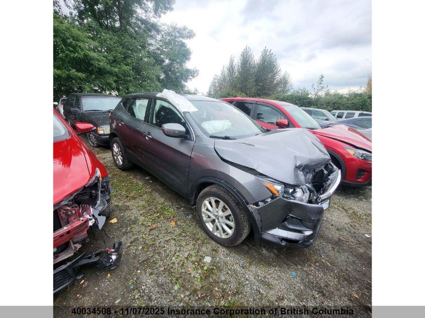 NISSAN ROGUE SPORT S