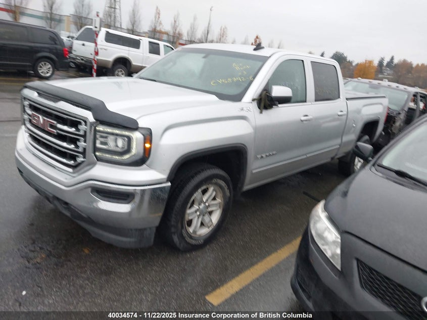 3GTU2MEC2JG323727 2018 GMC SIERRA photo no. 2