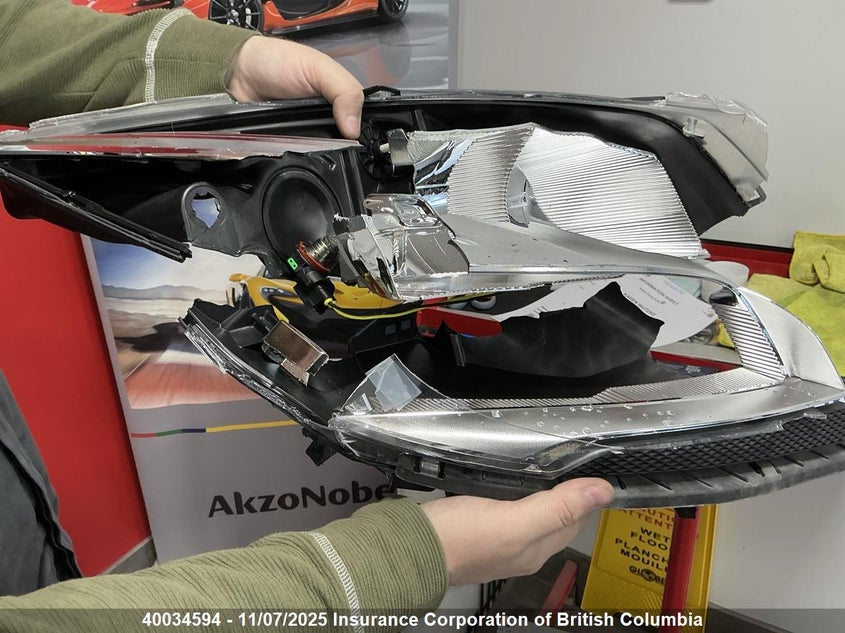 2015 Ford Escape Titanium VIN: 1FMCU9J96FUA54905 Lot: 40034594