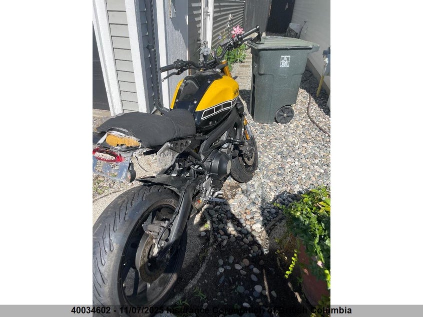JYARN47N8GA000006 2016 YAMAHA XSR photo no. 4