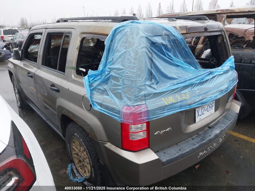 1J8FF28W68D654074 2008 JEEP LIBERTY (PATRIOT) photo no. 3