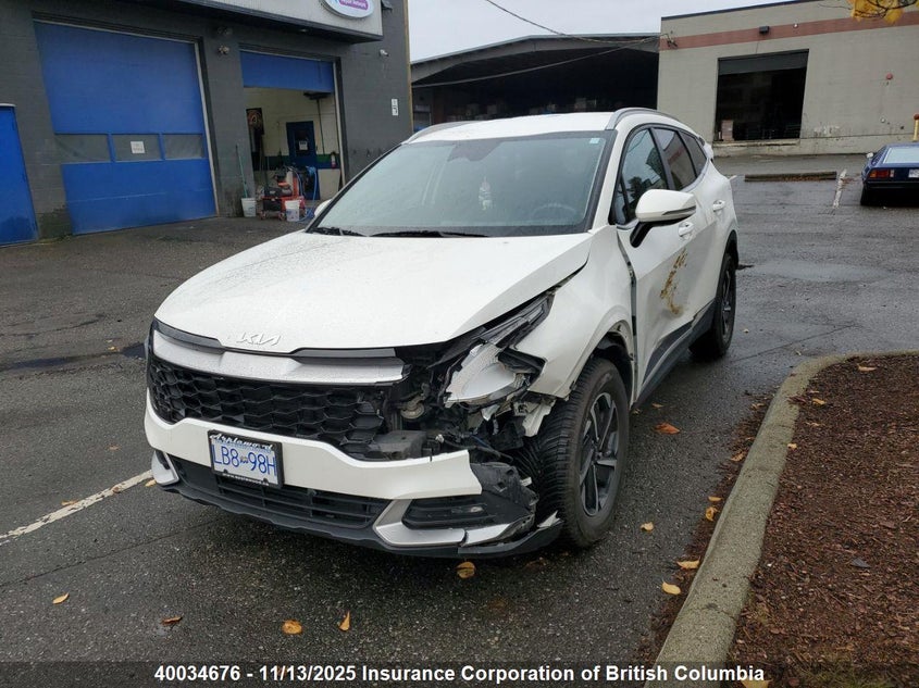 KNDPVCAG6P7020087 2023 KIA SPORTAGE photo no. 2