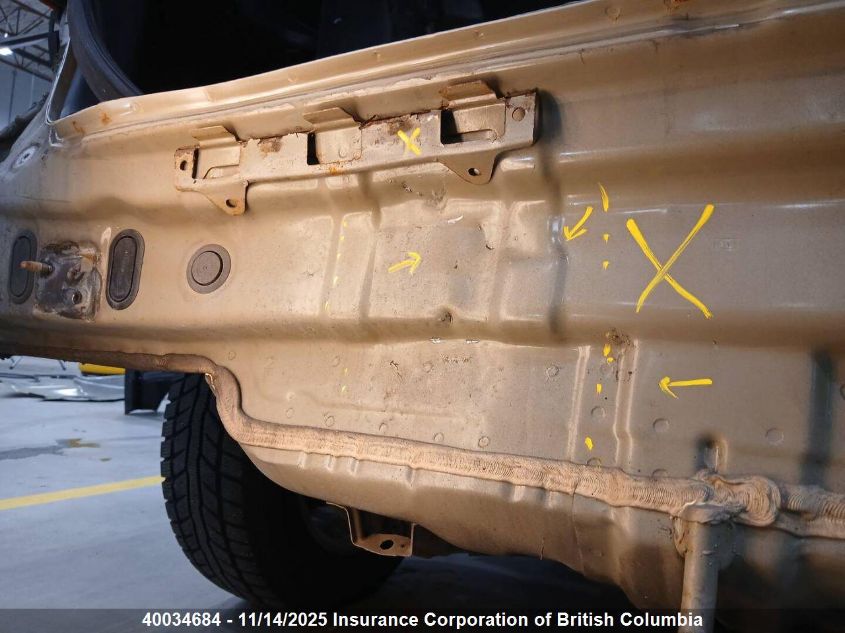 2011 Honda Cr-V VIN: 5J6RE4H55BL811725 Lot: 40034684