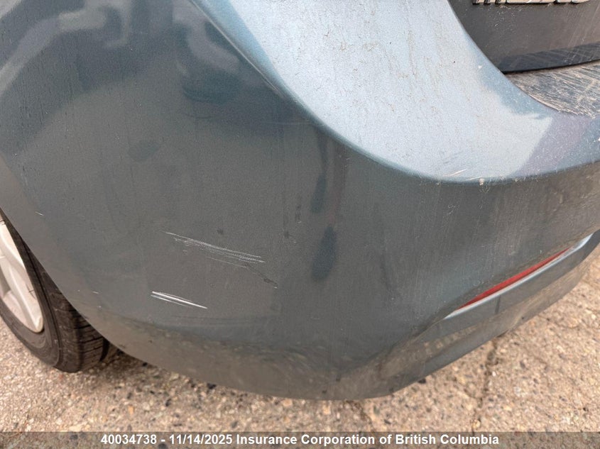 2011 Mazda 3 I VIN: JM1BL1KF2B1397876 Lot: 40034738