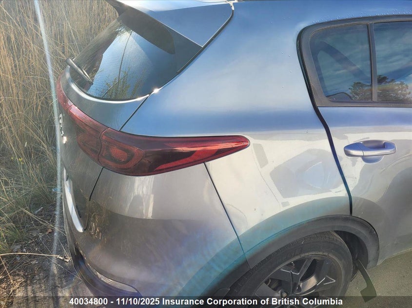 KNDPMCAC5N7961477 2022 KIA SPORTAGE photo no. 4