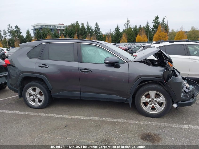 2T3R1RFV7MC171696 2021 TOYOTA RAV 4 photo no. 13
