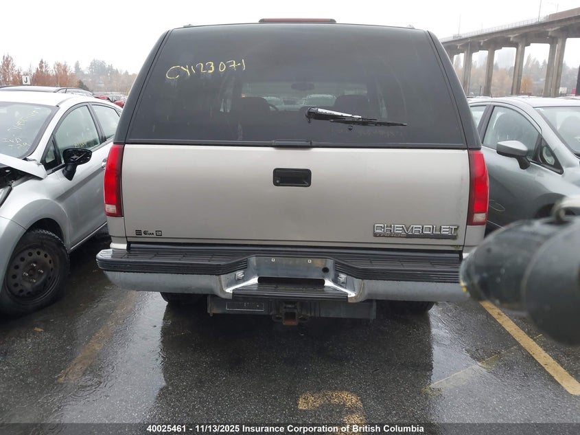 1GNEK13R2XJ432648 1999 CHEVROLET TAHOE photo no. 16