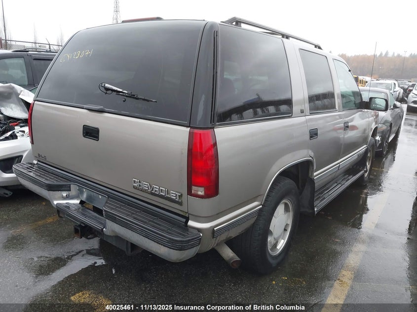 1GNEK13R2XJ432648 1999 CHEVROLET TAHOE photo no. 4