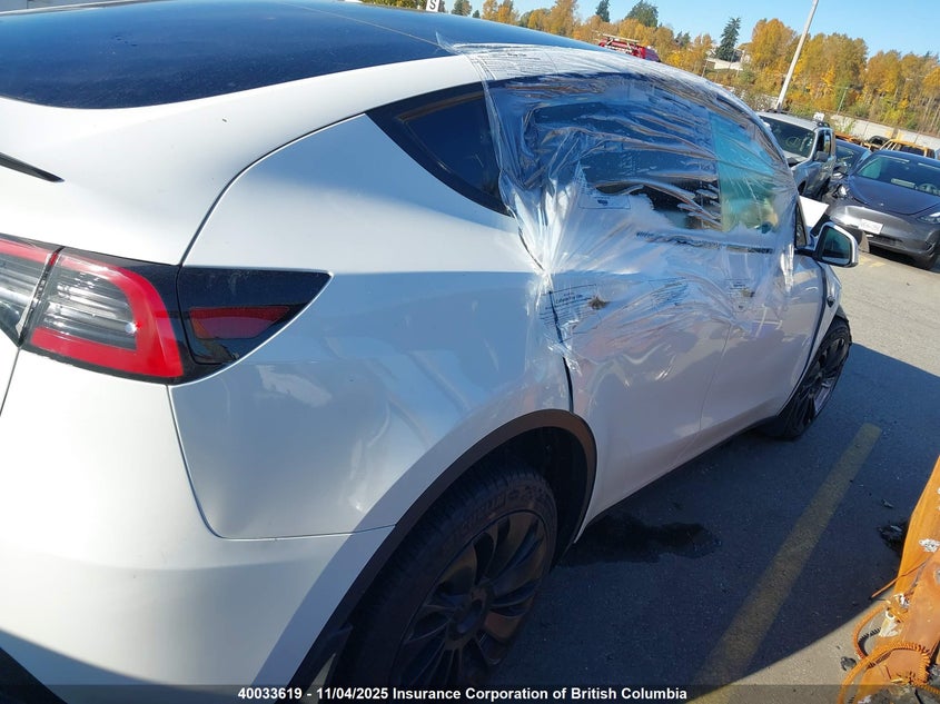 LRWYGDEEXPC029215 2023 TESLA MODEL Y photo no. 8