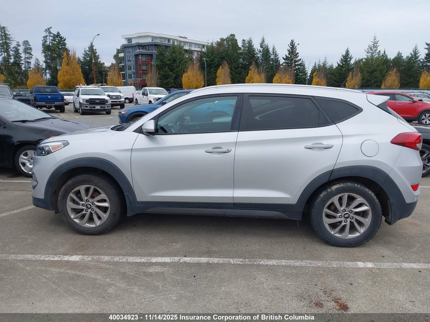 KM8J3CA41GU108754 2016 HYUNDAI TUCSON photo no. 14