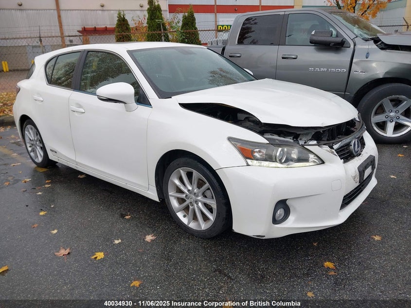 LEXUS CT 200