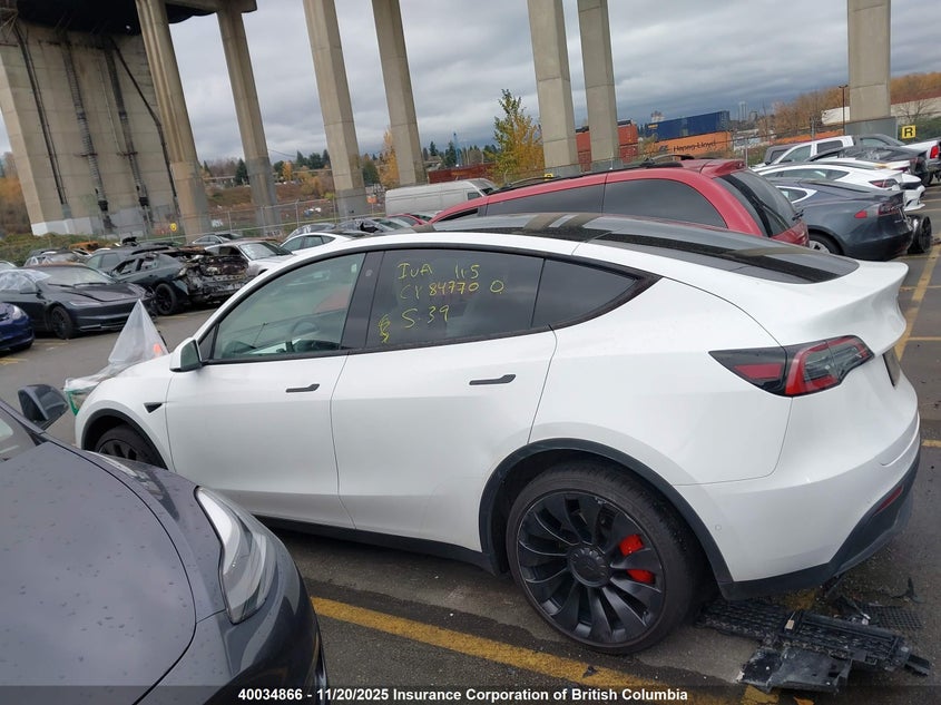 7SAYGDEFXNF468624 2022 TESLA MODEL Y photo no. 13