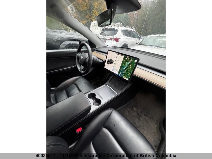 5YJYGAEE3MF183717 2021 TESLA MODEL Y photo no. 9