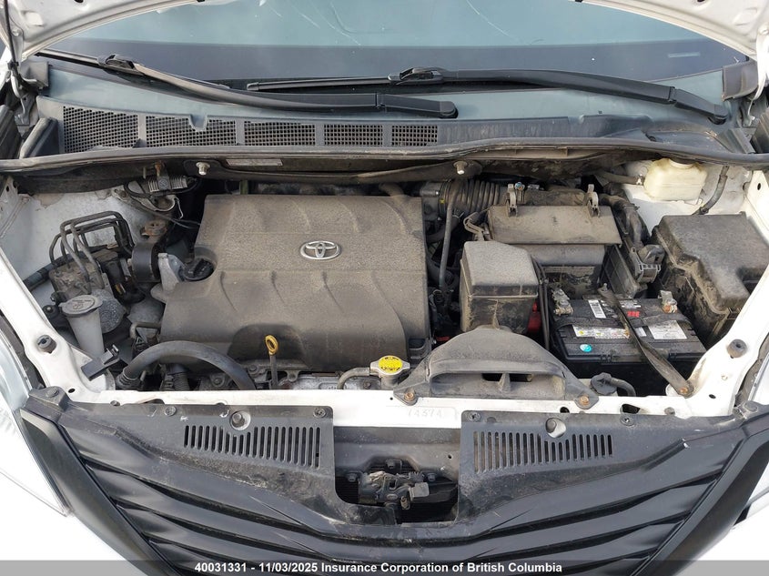 5TDZK3DC3FS598792 2015 TOYOTA SIENNA photo no. 10
