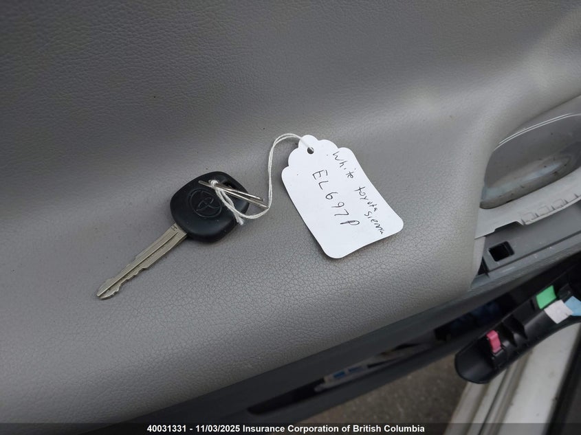 5TDZK3DC3FS598792 2015 TOYOTA SIENNA photo no. 11