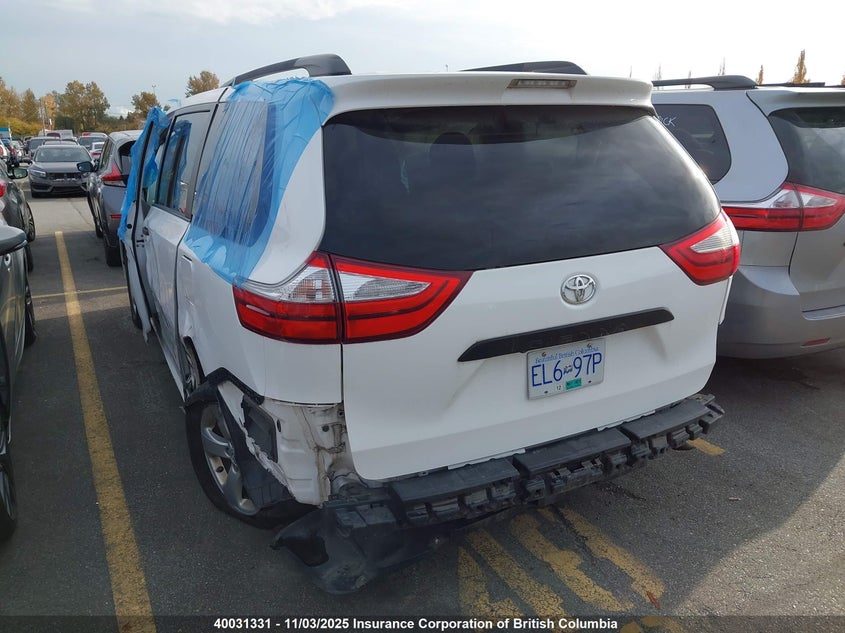 5TDZK3DC3FS598792 2015 TOYOTA SIENNA photo no. 3