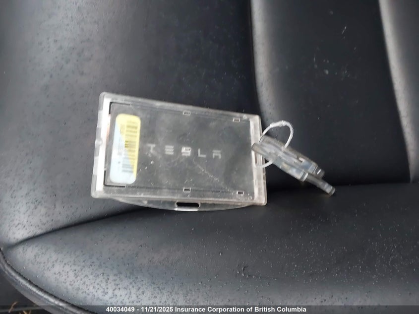 7SAYGDEE8NF493609 2022 TESLA MODEL Y photo no. 11