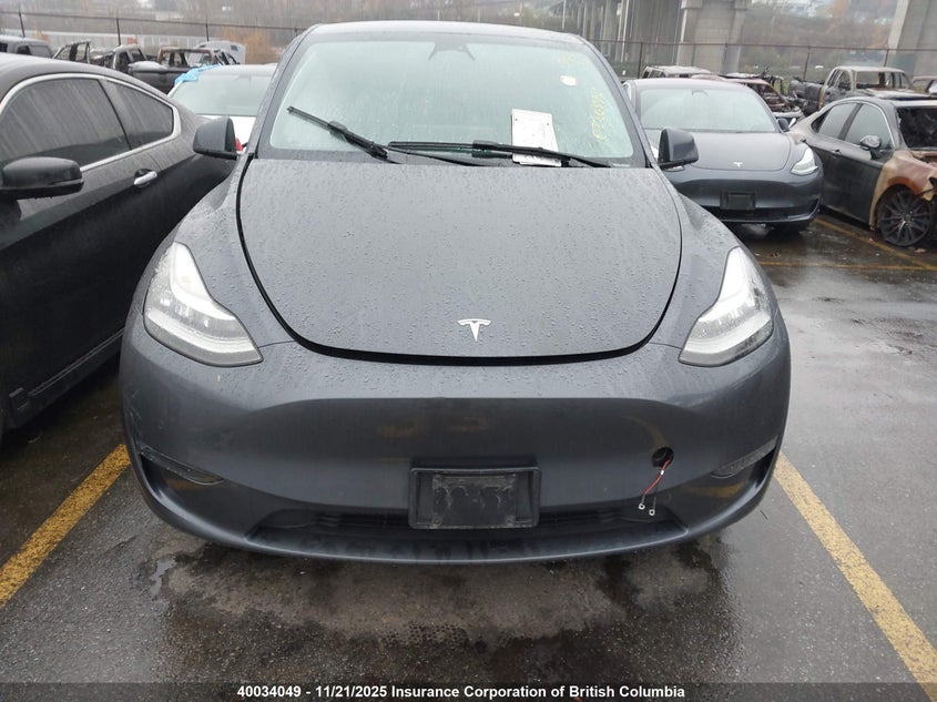 7SAYGDEE8NF493609 2022 TESLA MODEL Y photo no. 13