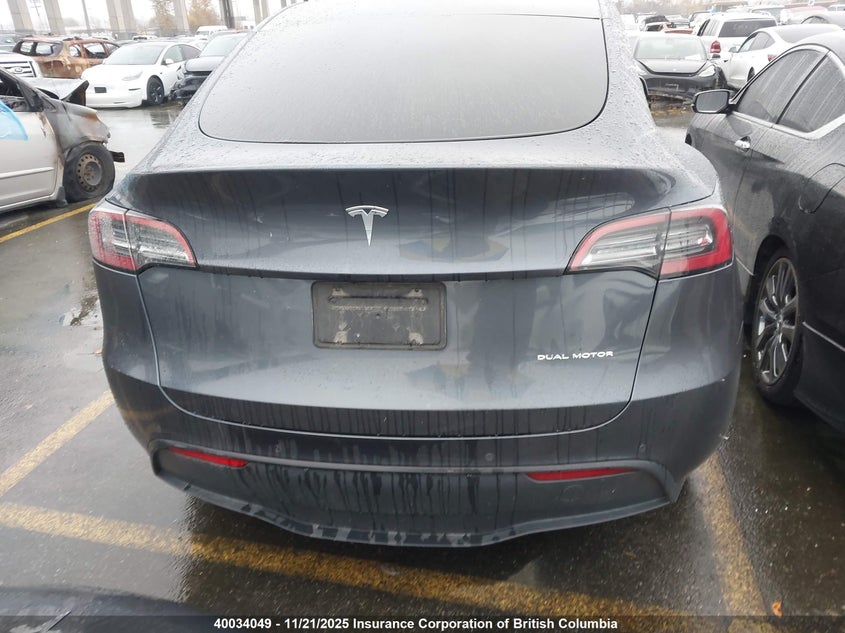 7SAYGDEE8NF493609 2022 TESLA MODEL Y photo no. 17