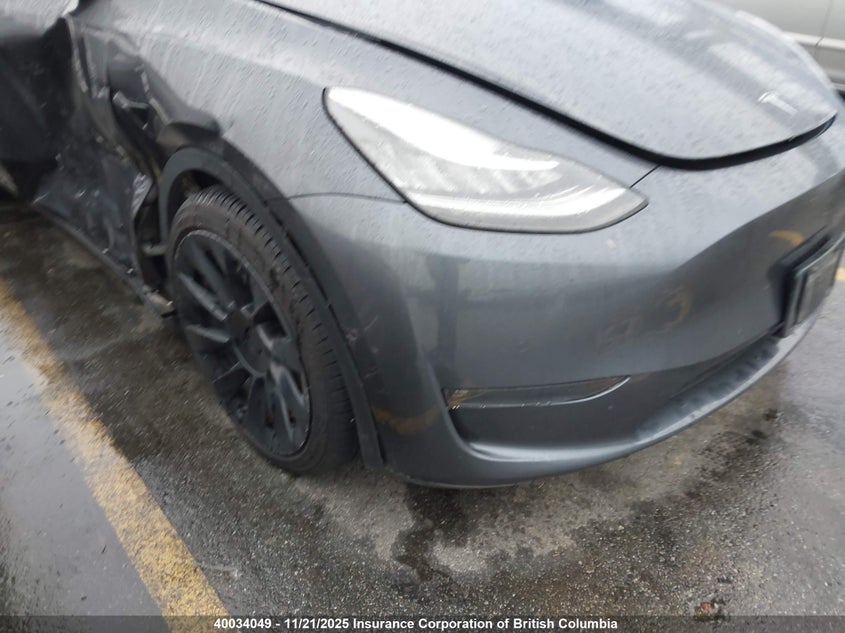 7SAYGDEE8NF493609 2022 TESLA MODEL Y photo no. 19