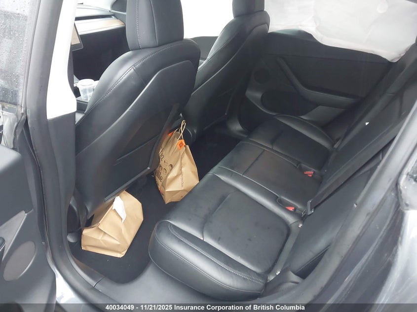 7SAYGDEE8NF493609 2022 TESLA MODEL Y photo no. 8