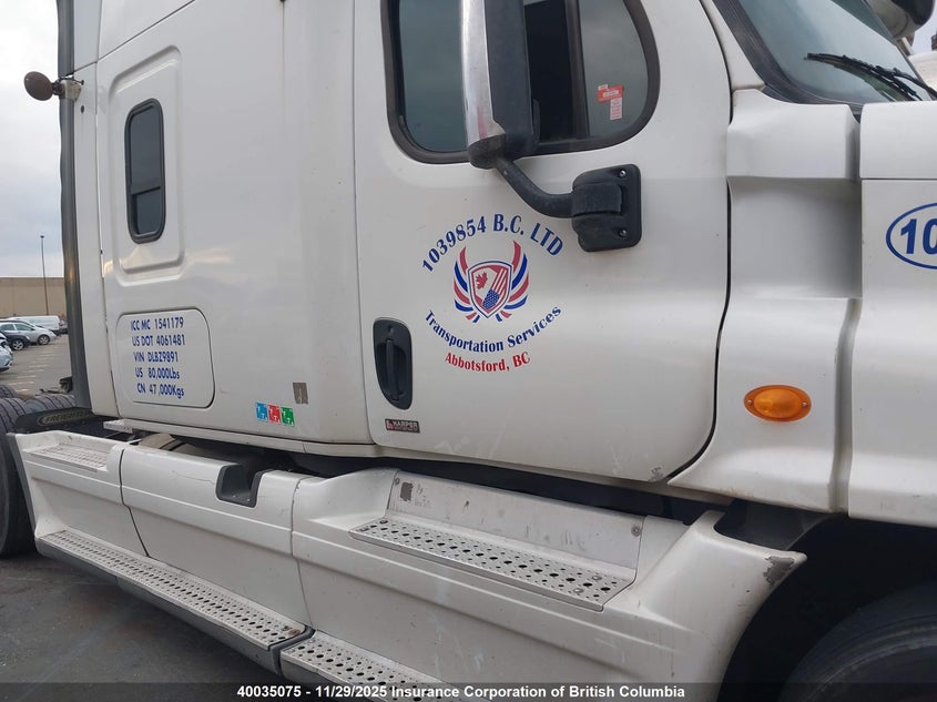 2013 Freightliner Cascadia 125 VIN: 1FUJGLDR8DLBZ9891 Lot: 40035075