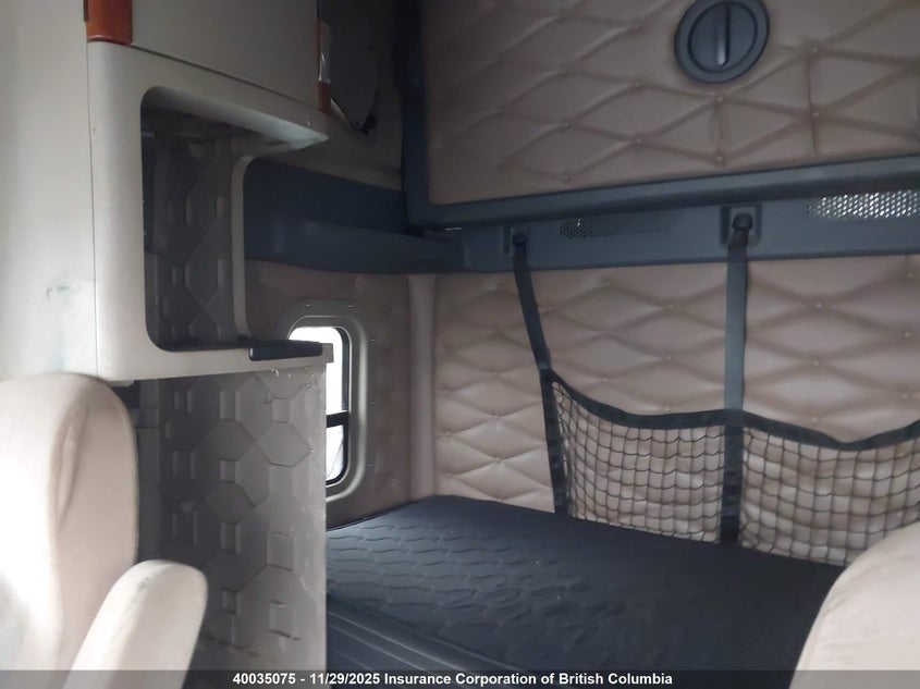 2013 Freightliner Cascadia 125 VIN: 1FUJGLDR8DLBZ9891 Lot: 40035075