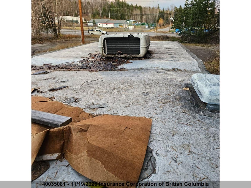 1984 Ford Econoline E350 Cutaway Van VIN: 1FDKE3018EHA89860 Lot: 40035081